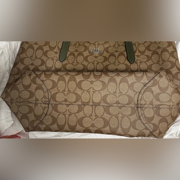 Coach authentic“Coach City Tote Bag” with silver hardware and army green straps - Picture 12 of 15